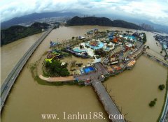 浙江50年一遇特大暴雨， 當地上萬人緊急撤離